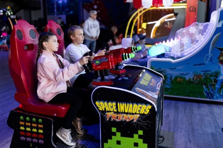 Attractions: Go-Karts & Bowlings UT & KS | The Rush Funplex